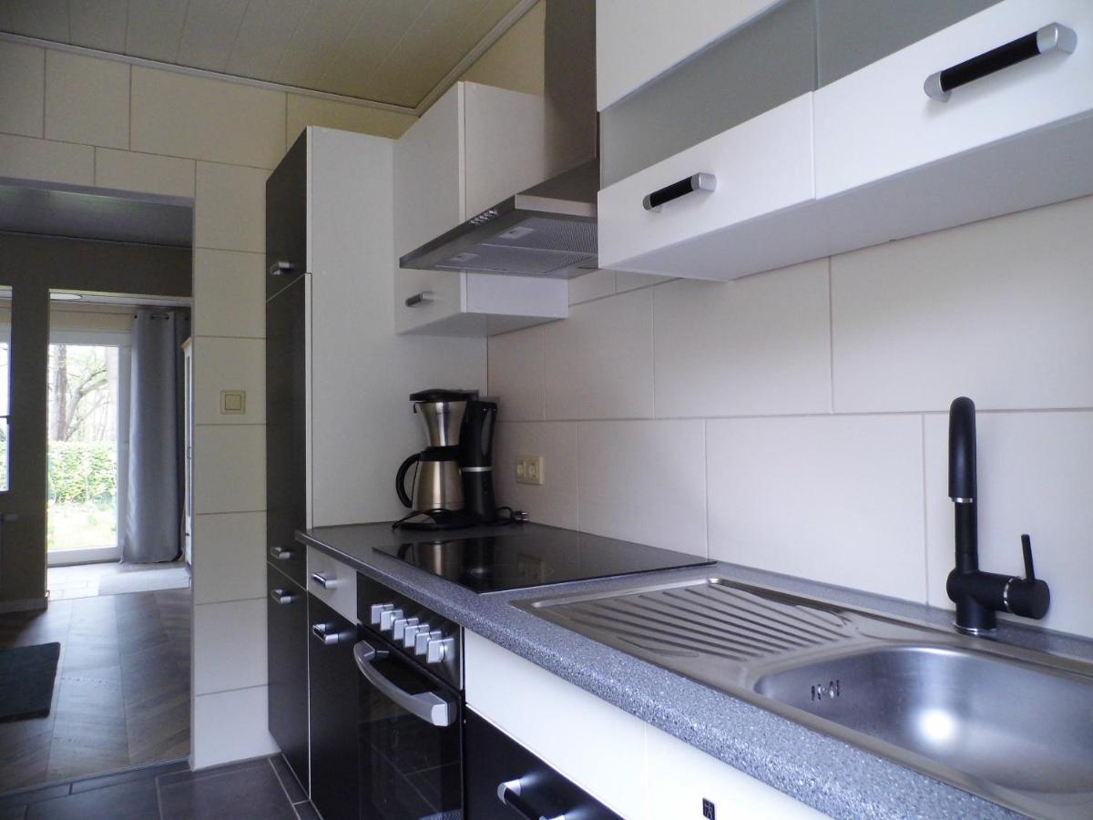 Ferienwohnung Seerose Neppermin Екстериор снимка