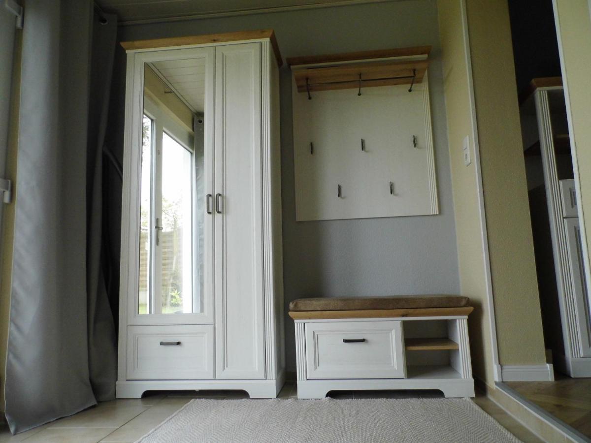 Ferienwohnung Seerose Neppermin Екстериор снимка