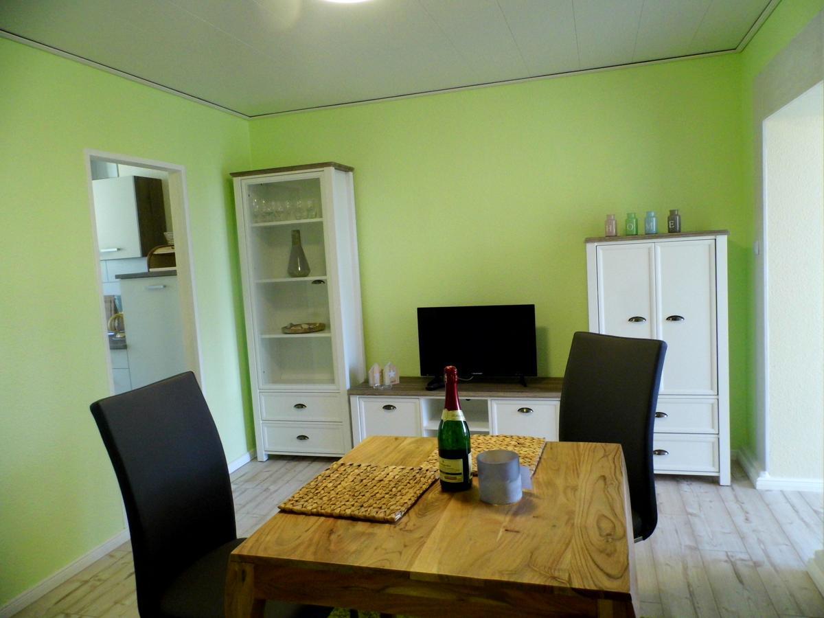 Ferienwohnung Seerose Neppermin Екстериор снимка