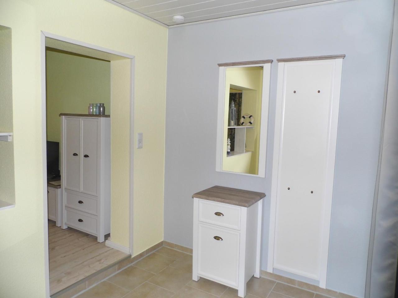 Ferienwohnung Seerose Neppermin Екстериор снимка